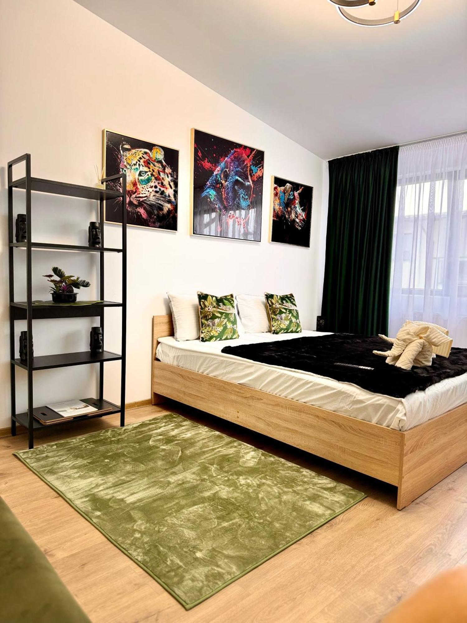Jungle Loft Lejlighed Suceava Eksteriør billede