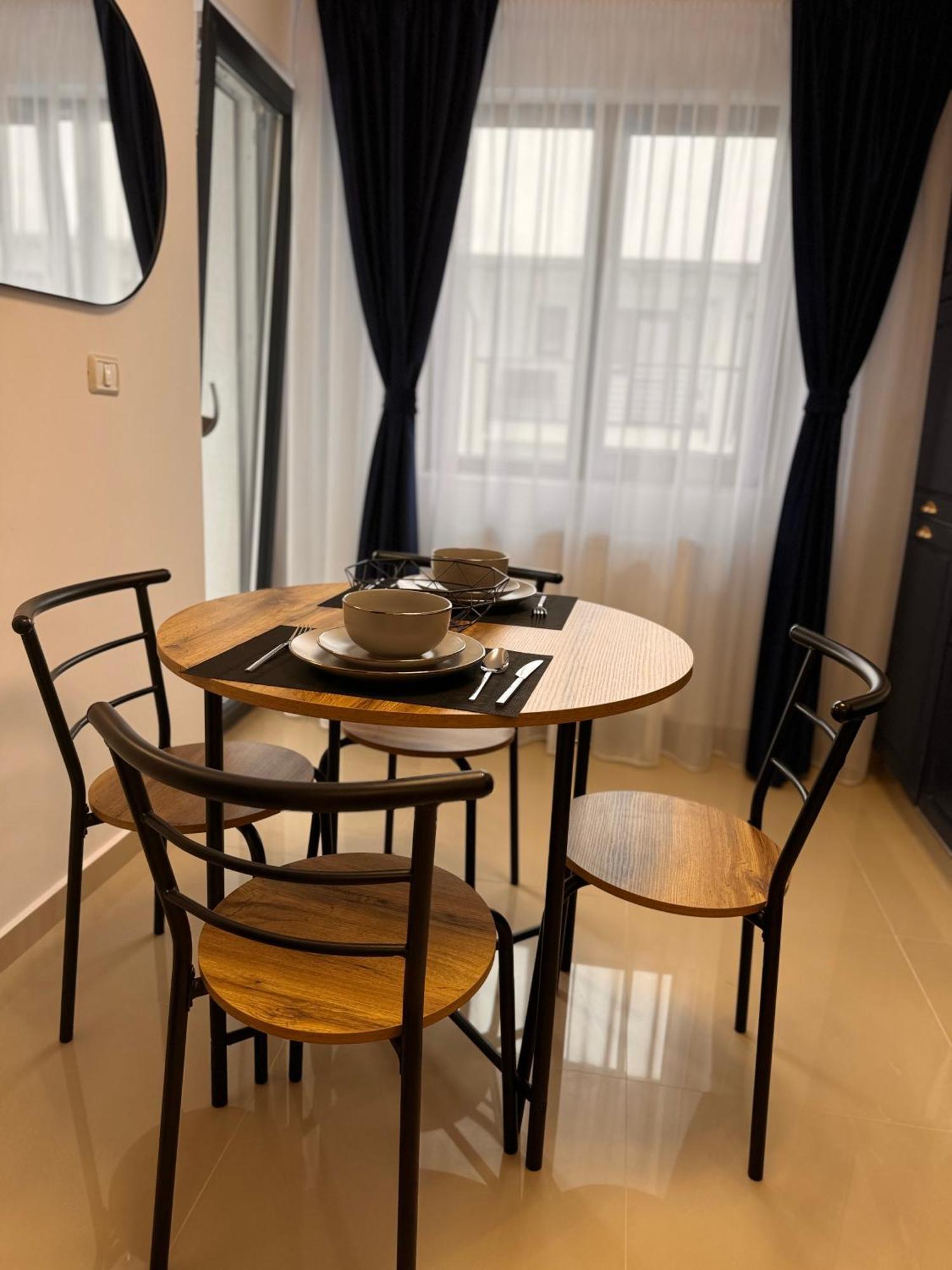 Jungle Loft Lejlighed Suceava Eksteriør billede